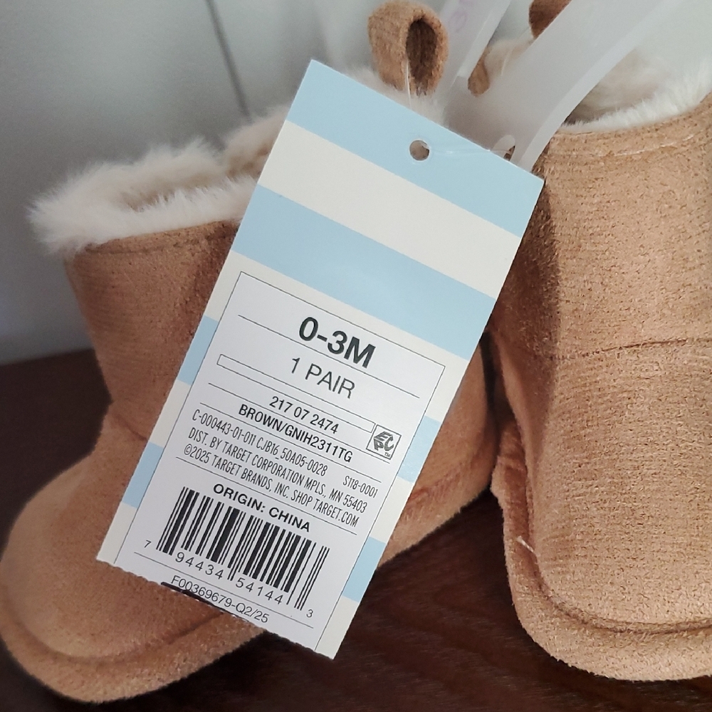 NWT Cat & Jack Baby Girl Suede Boots Size 0-3 Months - Picture 5 of 6